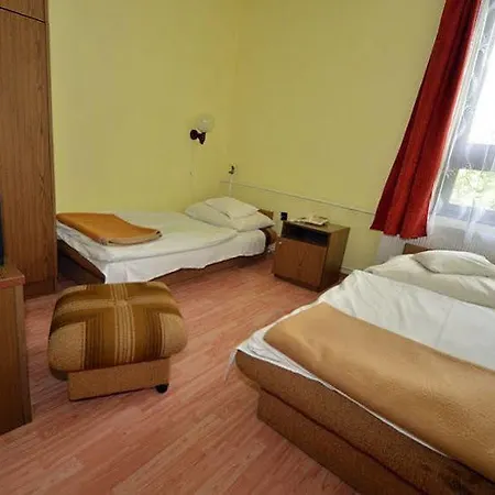 Agro Hotel 2*
