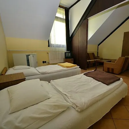 Agro Hotel 2*