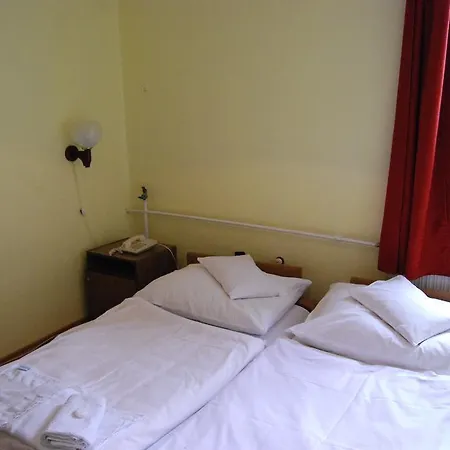 Agro Hotel 2*