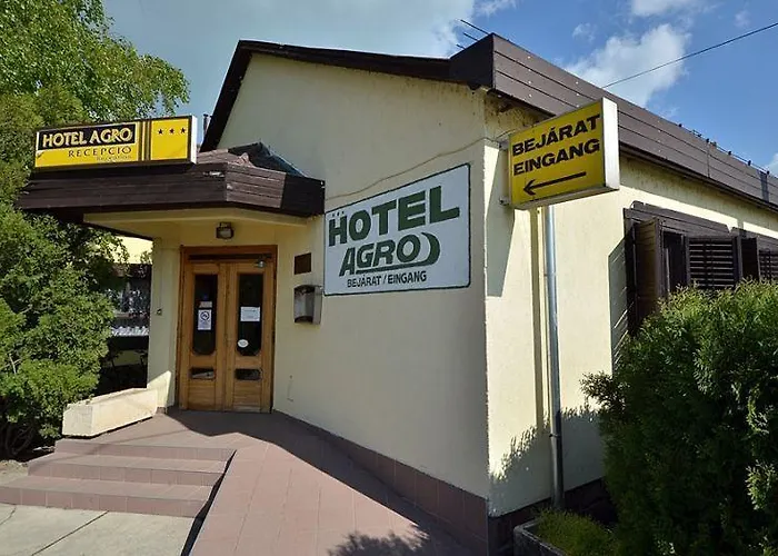 Agro Hotel 2*